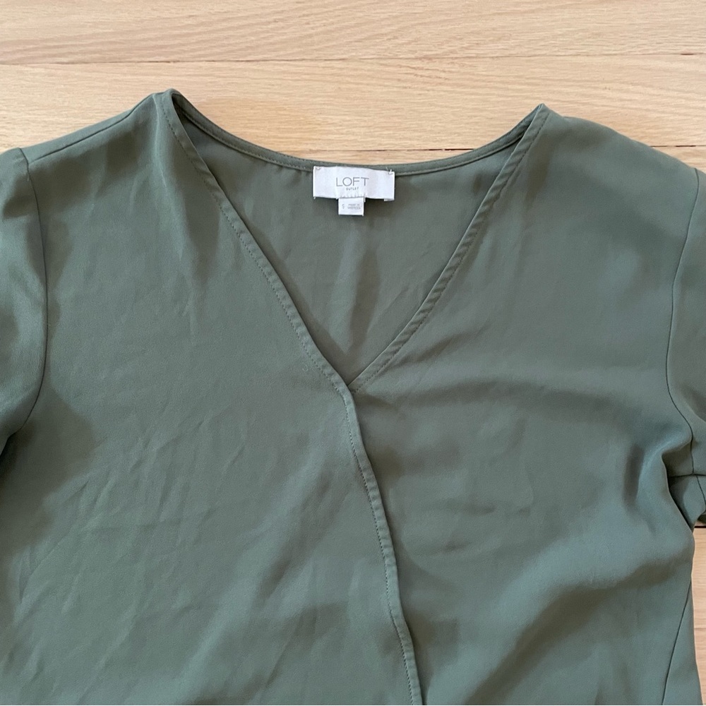 Loft Olive Green Long Sleeve Bell Sleeve Faux Wrap Shirt Small - Picture 12 of 13